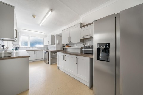 Click the photo for more details of Veryan, Truro