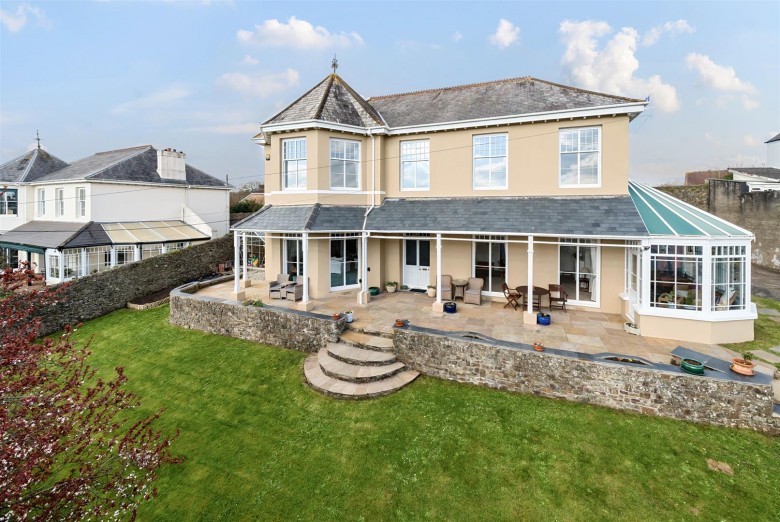 Click the photo for more details of Orchard Hill, Bideford