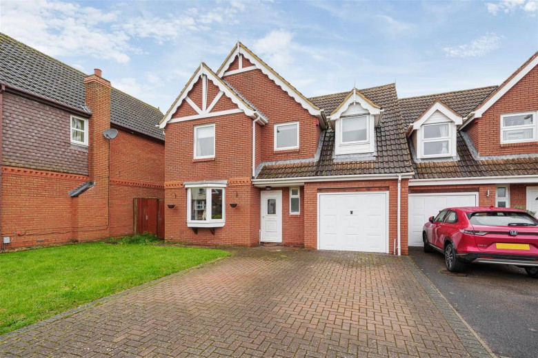 Click the photo for more details of Roman Way, Wantage, Oxfordshire, OX12