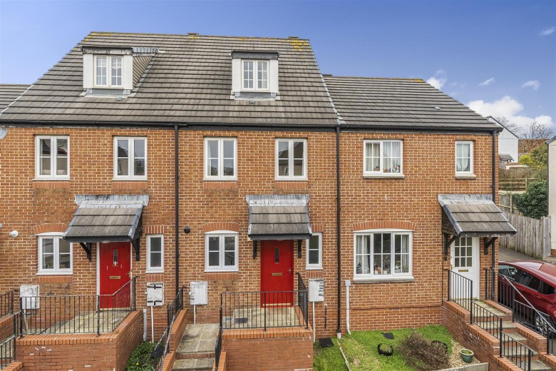 Click the photo for more details of Cherry Tree Road, Axminster, Devon