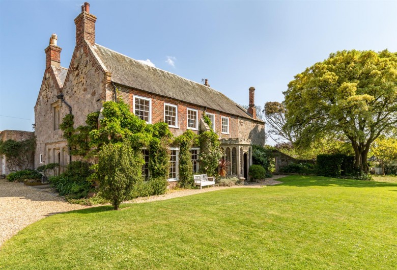 Click the photo for more details of Brighstone, Isle of Wight