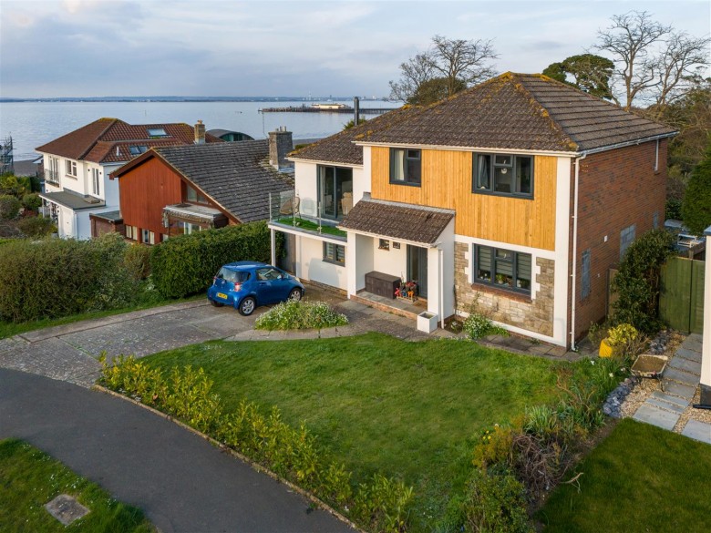 Click the photo for more details of Ryde, Isle of Wight