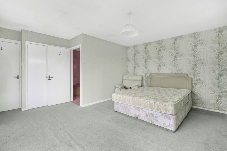 Images for Cromwell Close, Chalgrove, Oxford