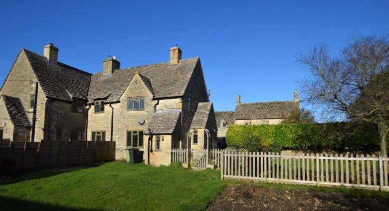 Click the photo for more details of Great Barrington, Burford