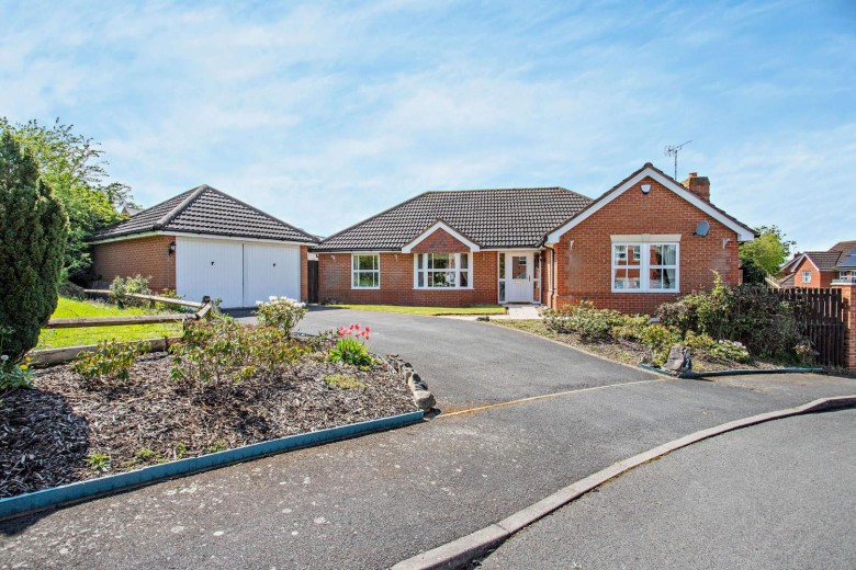 Click the photo for more details of Meadow Way, Desford, Leicestershire