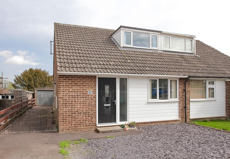 Click the photo for more details of Coppice Close, Banbury