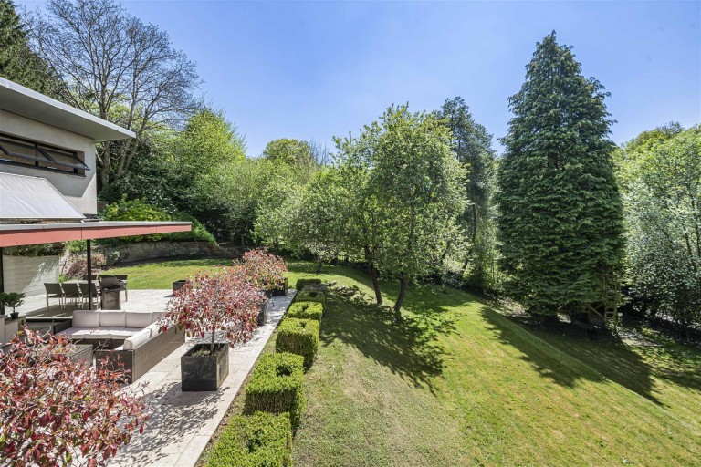 Images for Newnham Hill, Henley-On-Thames