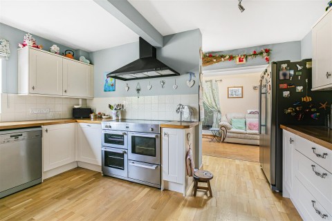 Click the photo for more details of Hicks Lane, Girton