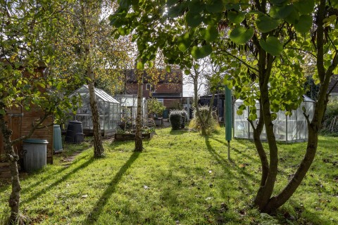 Click the photo for more details of Thorley, Isle of Wight