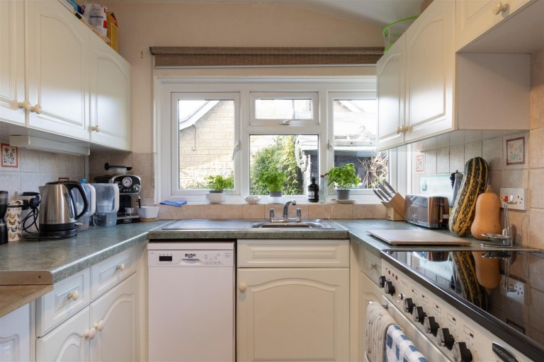 Images for Thorley, Isle of Wight
