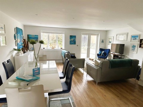 Click the photo for more details of Shire Lane, Lyme Regis