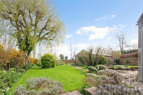 Click the photo for more details of Weald, Bampton, Oxfordshire