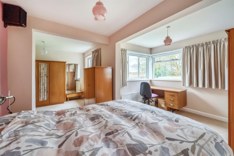 Images for Manor Close, Roade, NN7