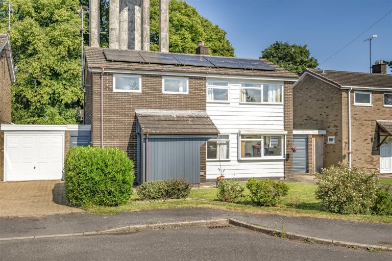 Images for Manor Close, Roade, NN7