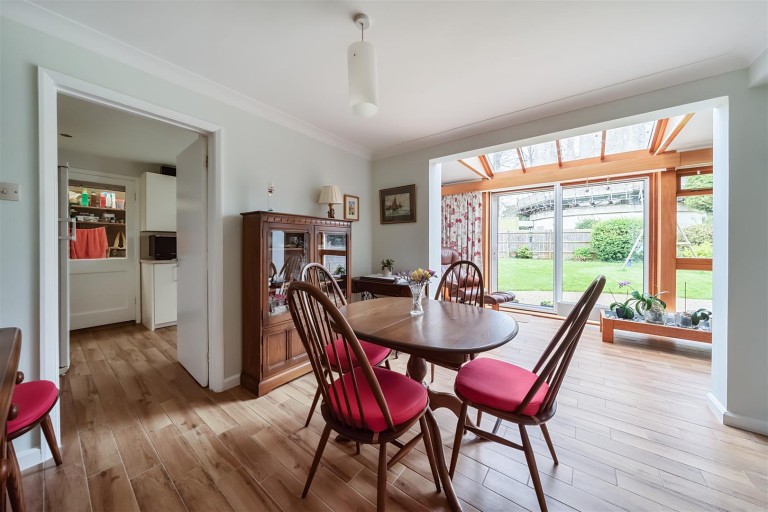 Images for Manor Close, Roade, NN7