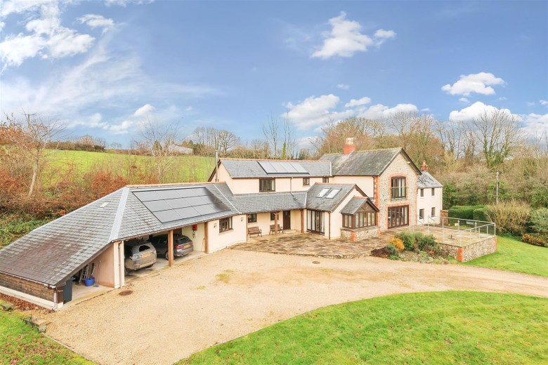 Click the photo for more details of Clayhidon