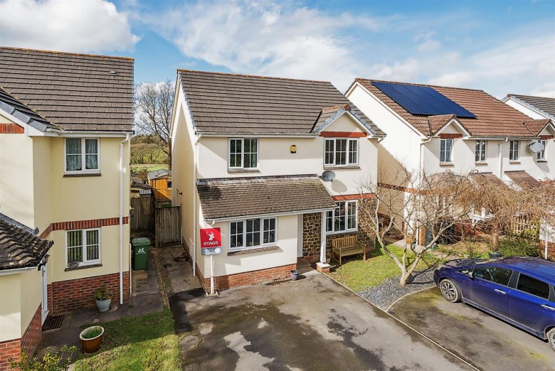 Click the photo for more details of Barton Meadow Road, High Bickington, Umberleigh