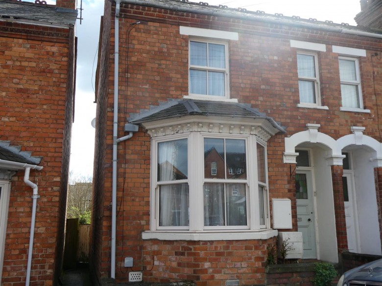 Click the photo for more details of Grosvenor Road, Banbury