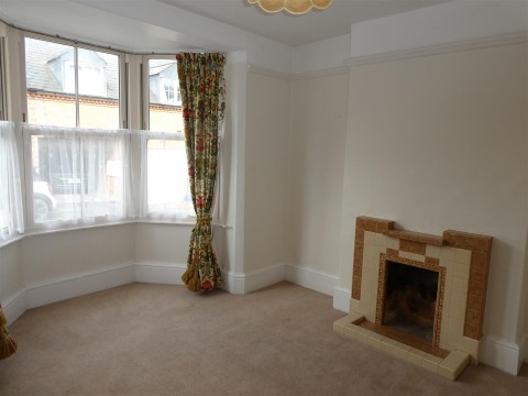 Click the photo for more details of Grosvenor Road, Banbury