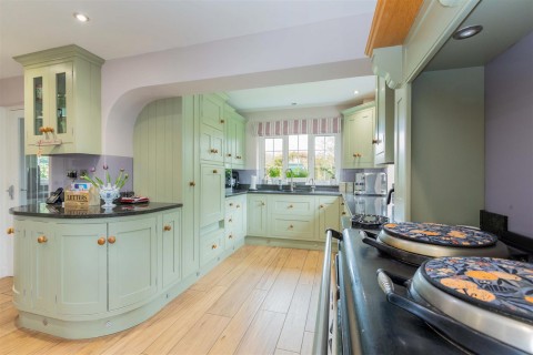 Click the photo for more details of Stoke Row, Henley-On-Thames