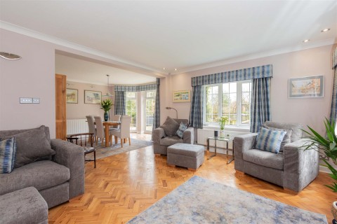 Click the photo for more details of Stoke Row, Henley-On-Thames