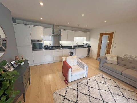 Click the photo for more details of 4 West Walk, Leicester