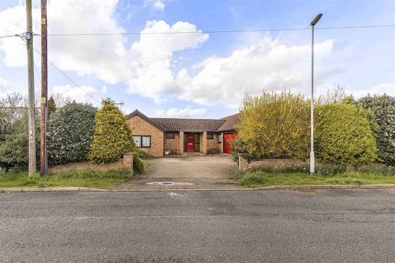 Images for West Drive, Highfields Caldecote