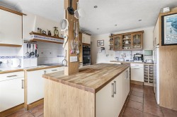 Images for West Drive, Highfields Caldecote