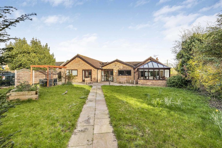 Images for West Drive, Highfields Caldecote