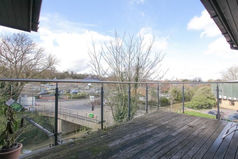 Click the photo for more details of Tramway Road, Banbury