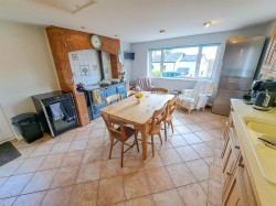 Images for High Street, Ravensthorpe, Northampton, NN6