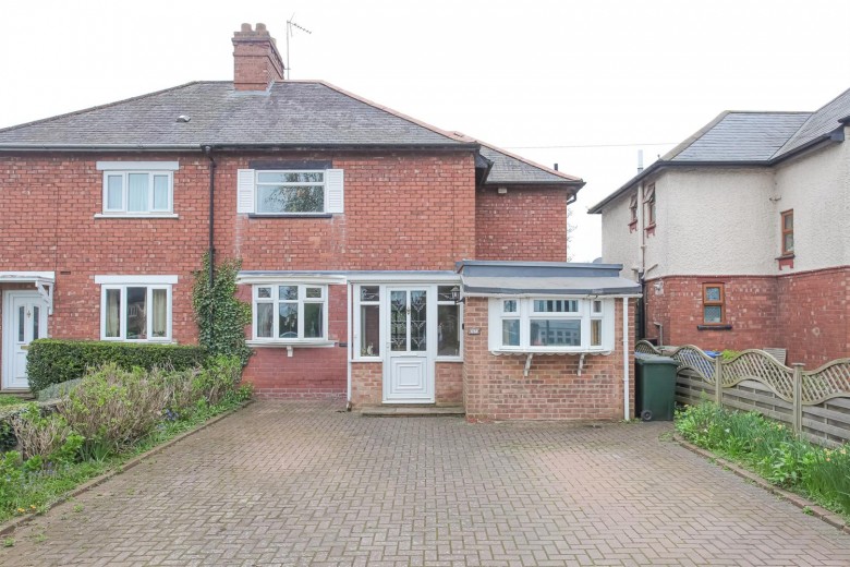 Click the photo for more details of Bloxham Road, Banbury