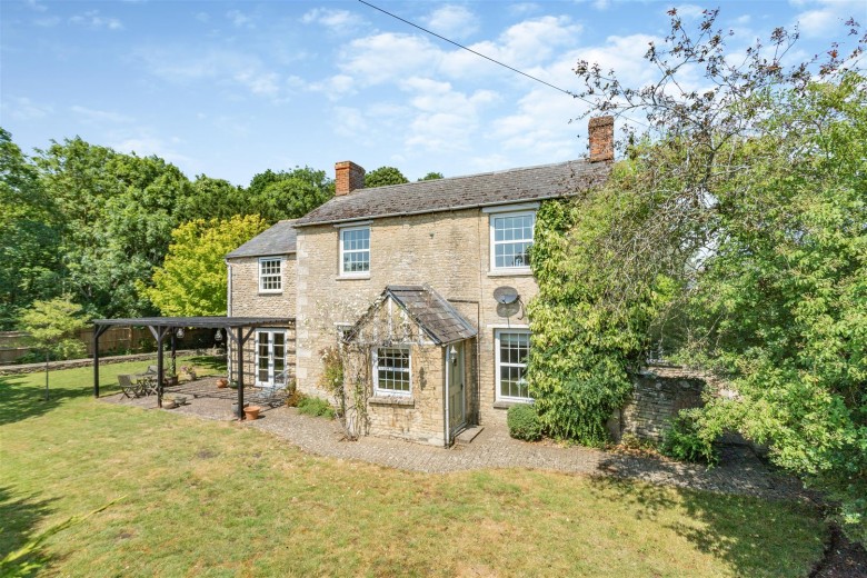 Click the photo for more details of Bampton, Oxfordshire