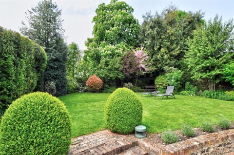 Click the photo for more details of Northfield End, Henley-On-Thames