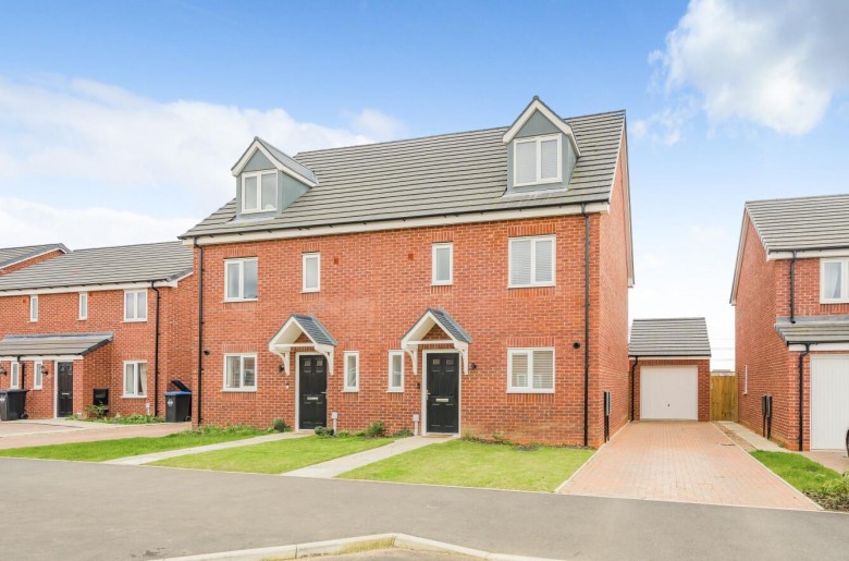 Click the photo for more details of Chervil Way, Rugby