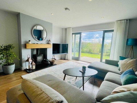 Click the photo for more details of Petersfield, Stretham, Ely