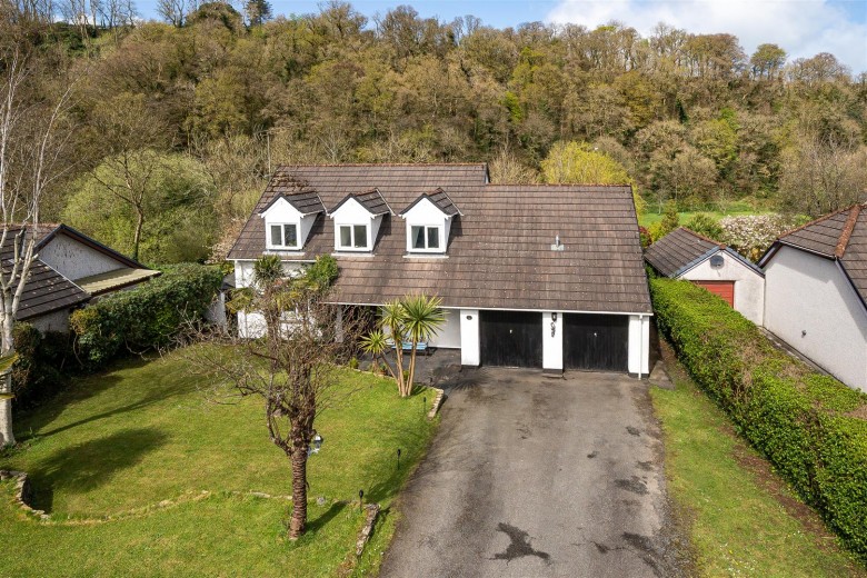 Click the photo for more details of Middlewell Parc, Wadebridge