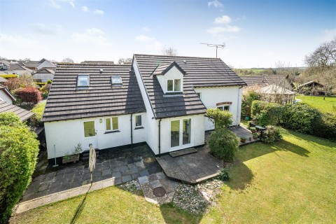 Click the photo for more details of Middlewell Parc, Wadebridge