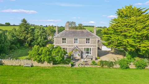 Click the photo for more details of Littlehempston, Totnes