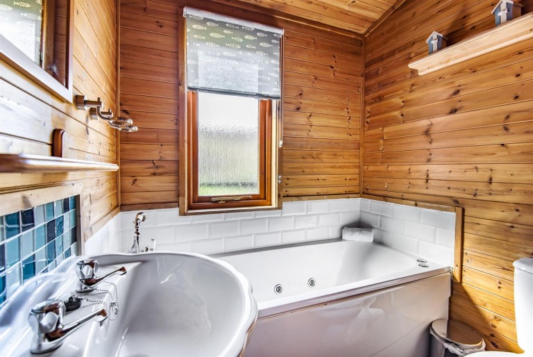Images for Watermouth Lodges, Berrynarbor, Ilfracombe