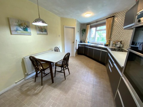 Click the photo for more details of Beeby Road, Scraptoft, Leicester