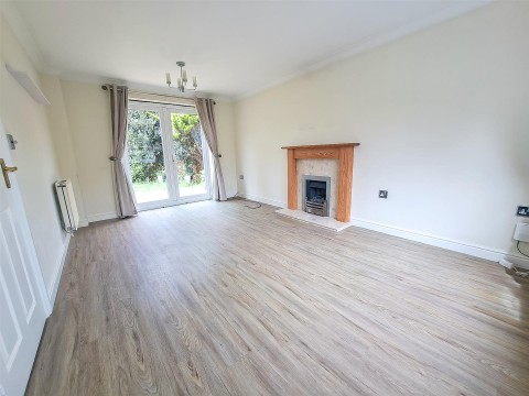 Click the photo for more details of Quintonside, Northampton