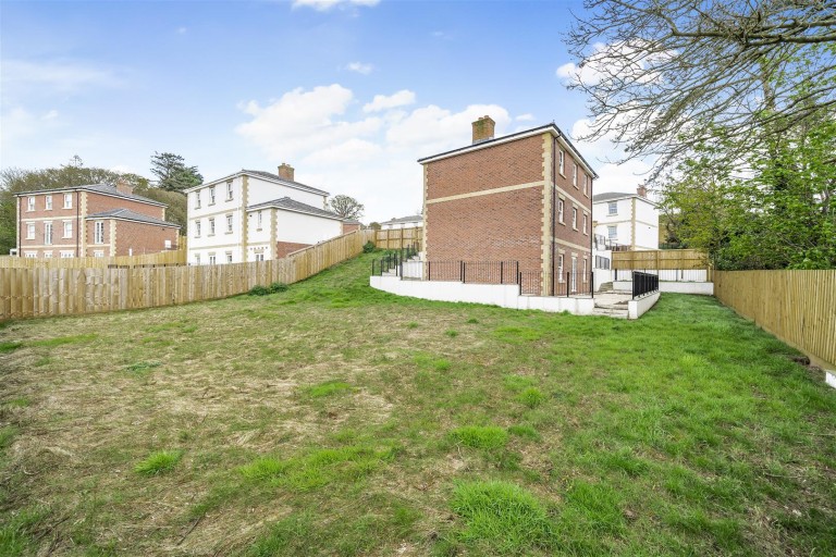 Images for 'The Poundbury', Monmouth Park, Lyme Regis