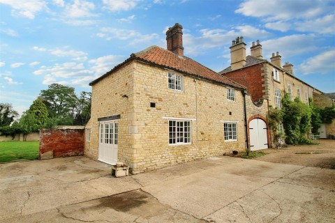 Click the photo for more details of Fulbeck, Lincolnshire