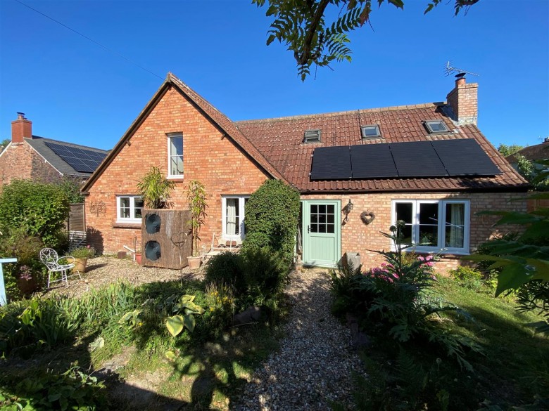 Click the photo for more details of Hagleys Green, Crowcombe, Taunton