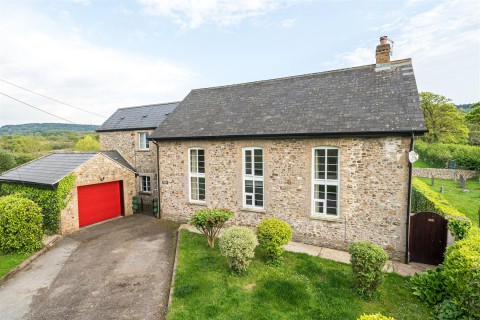 Click the photo for more details of West Buckland, Wellington