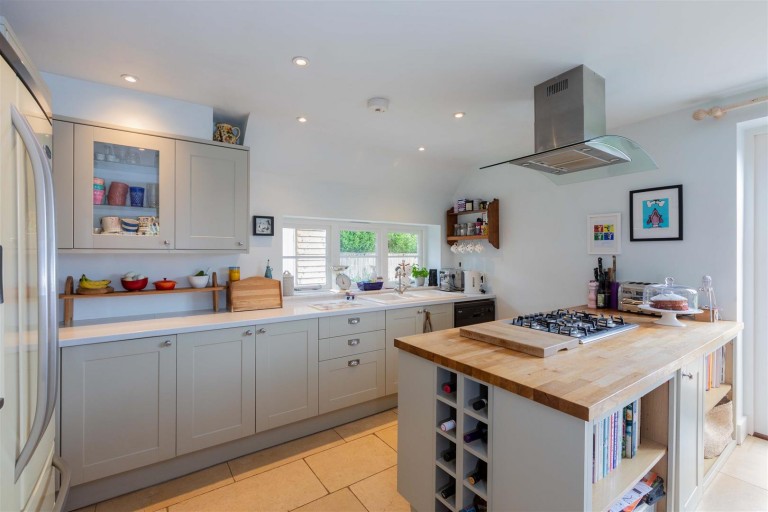 Images for Haydens Lane, Nuffield, Henley-on-Thames