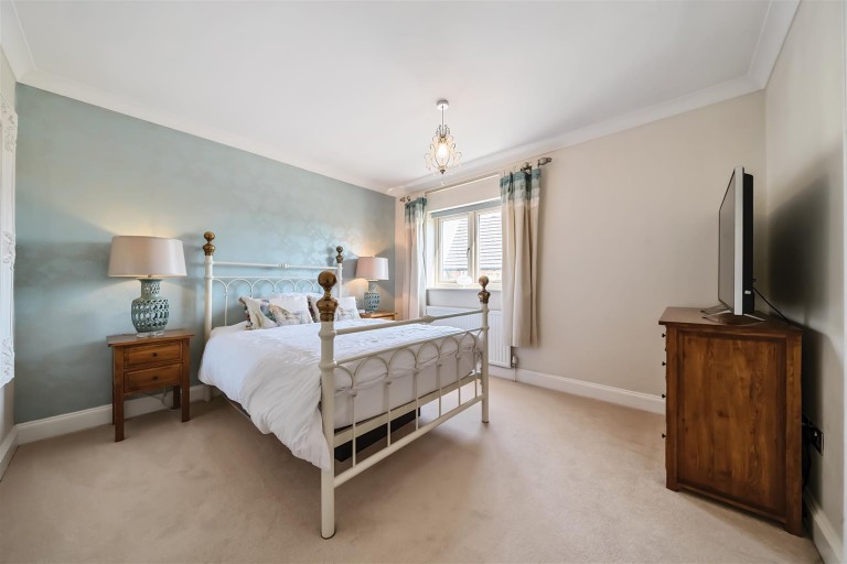 Images for High Street, Collingtree, Northampton, NN4