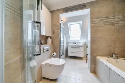 Images for High Street, Collingtree, Northampton, NN4
