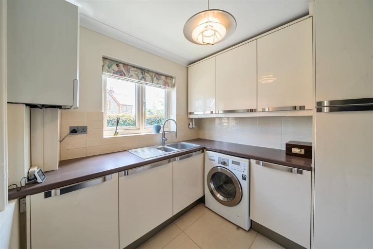 Images for High Street, Collingtree, Northampton, NN4